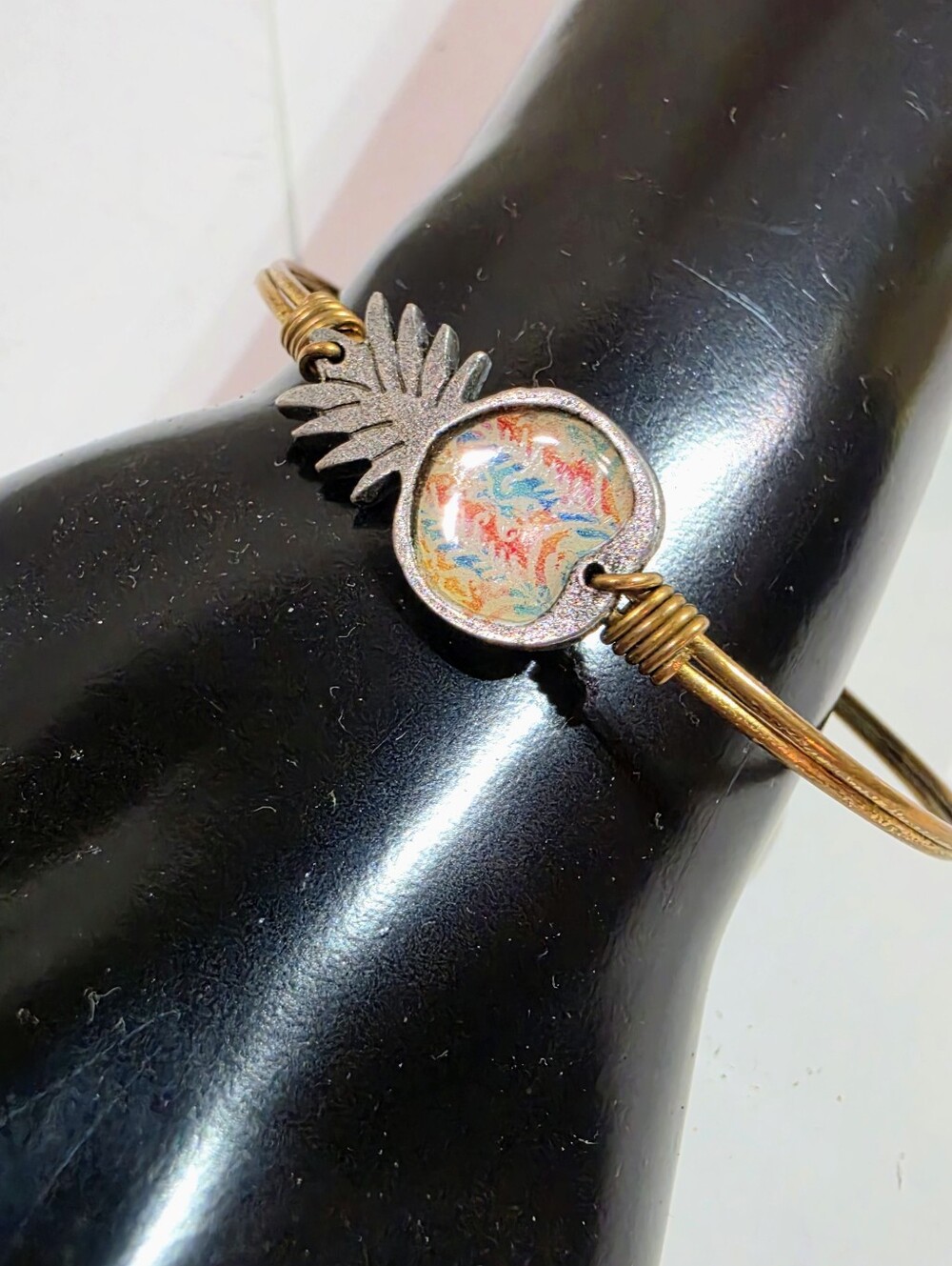 Luca + Danni Pineapple Bangle Bracelet, Wire Wrapped Gold Tone Tropical Charm